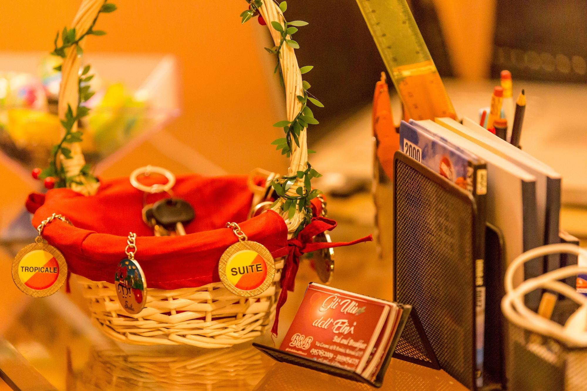 Linera Gli Ulivi Dell'Etna酒店 外观 照片