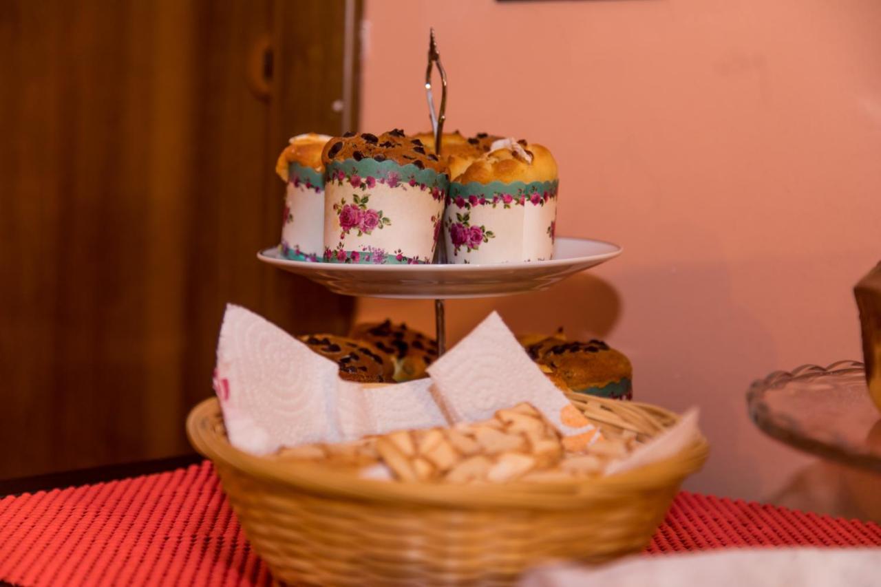 Linera Gli Ulivi Dell'Etna酒店 外观 照片
